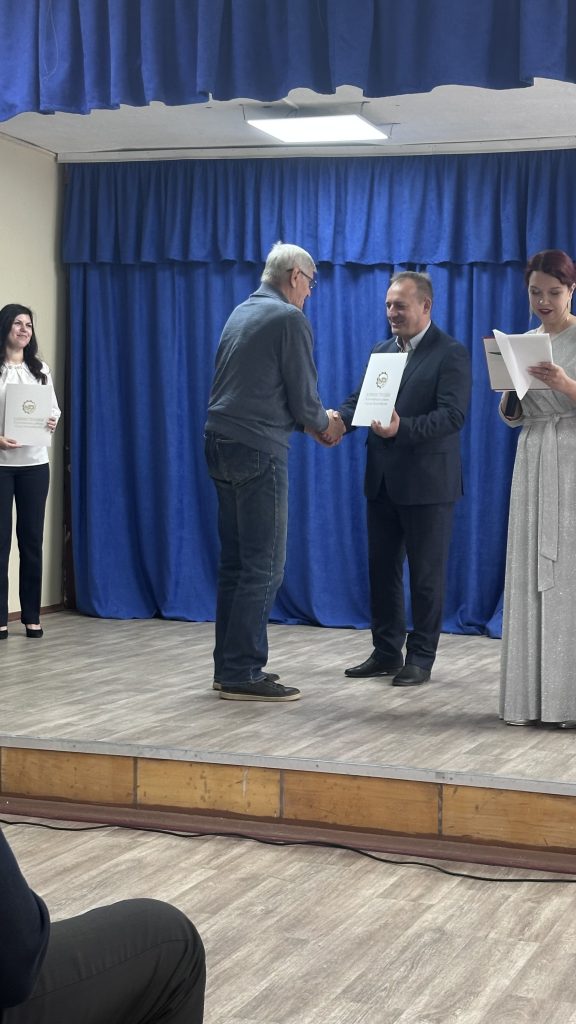 С днем автомобильного и пассажирского городского пассажирского транспорта!