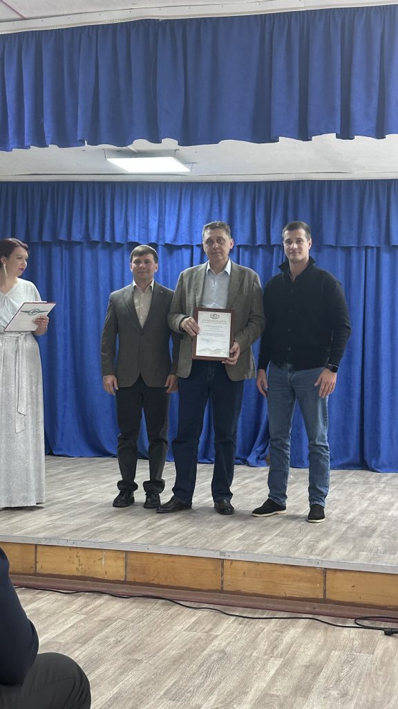 С днем автомобильного и пассажирского городского пассажирского транспорта!