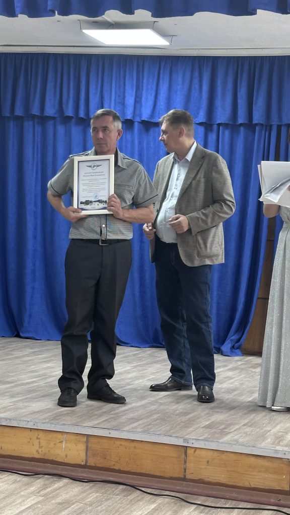 С днем автомобильного и пассажирского городского пассажирского транспорта!